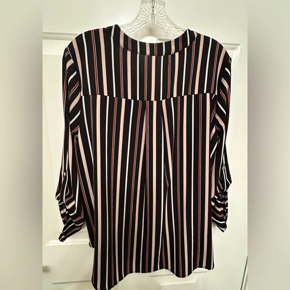 Lightweight striped blouse — perfect for spring & workwear 🌸 - Picture 5 of 7